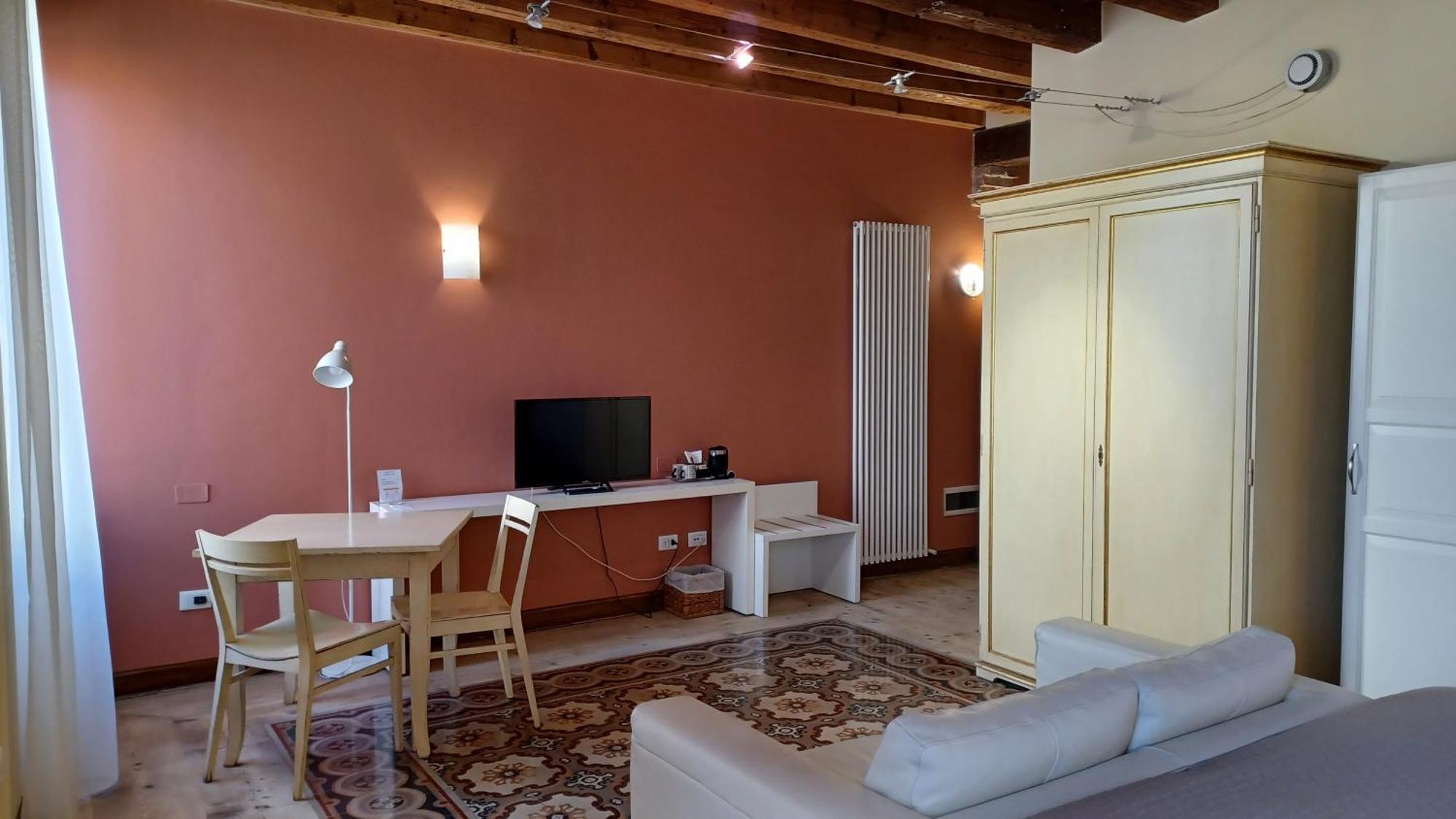 All'Opera Prima Verona Exteriör bild
